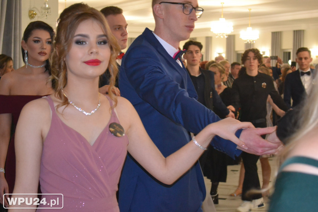 Bal Studniówkowy maturzystów ZS Prusa
