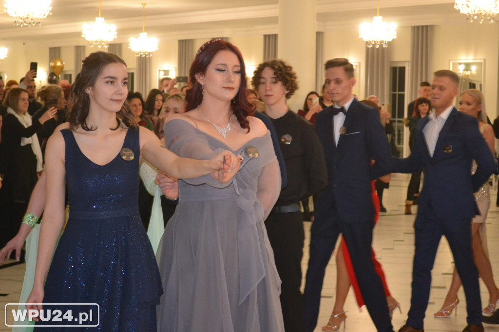 Bal Studniówkowy maturzystów ZS Prusa