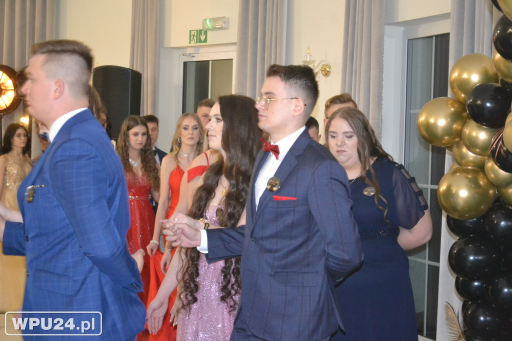 Bal Studniówkowy maturzystów ZS Prusa