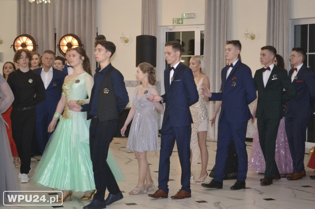 Bal Studniówkowy maturzystów ZS Prusa