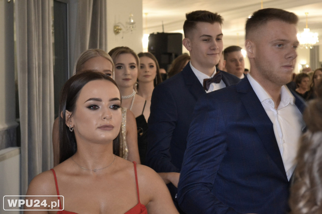 Bal Studniówkowy maturzystów ZS Prusa