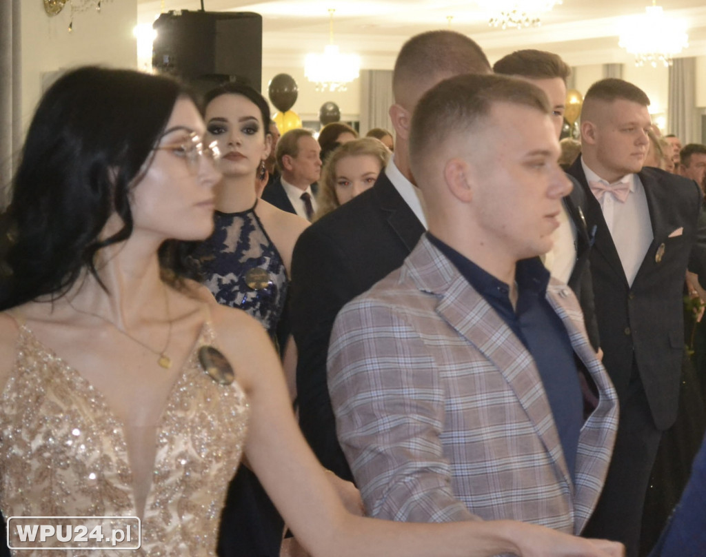 Bal Studniówkowy maturzystów ZS Prusa