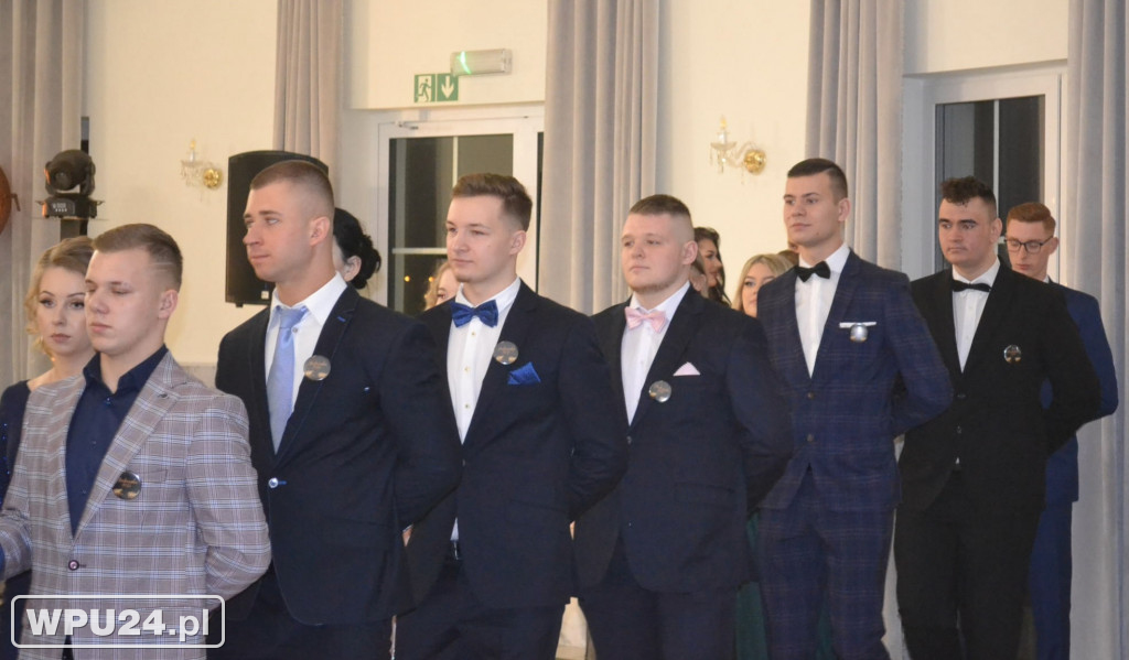 Bal Studniówkowy maturzystów ZS Prusa