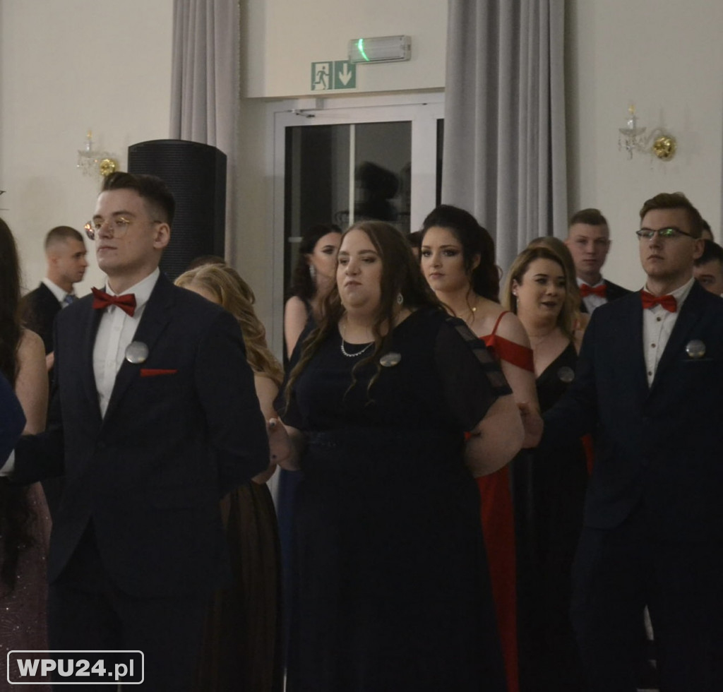 Bal Studniówkowy maturzystów ZS Prusa