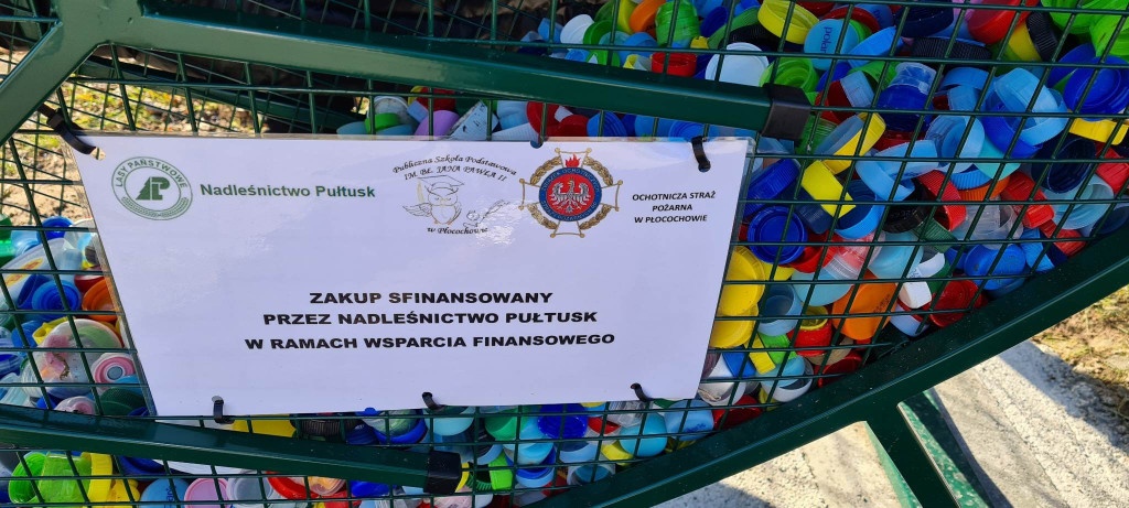 Szkolny pojemnik dba o środowisko