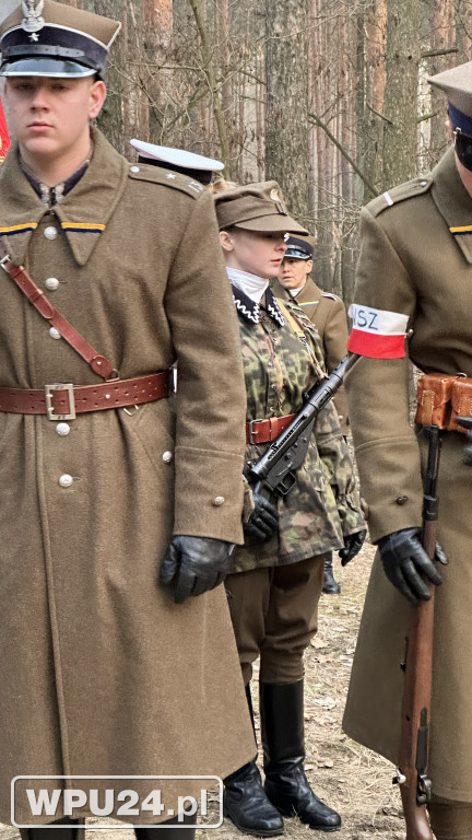 Społeczne obchody na Wzgórzu Napoleonka