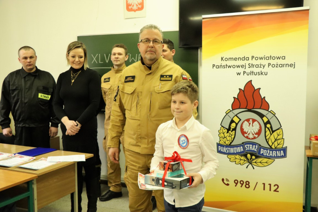 Młodzież zapobiega pożarom