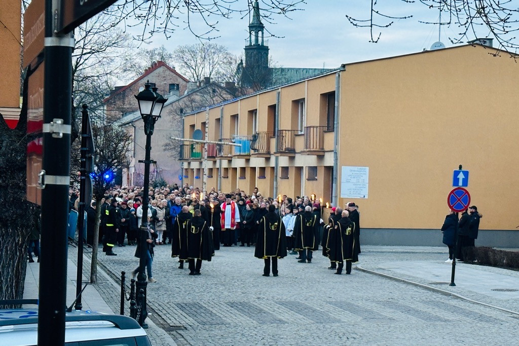 Droga Krzyżowa wiernych w Pułtusku