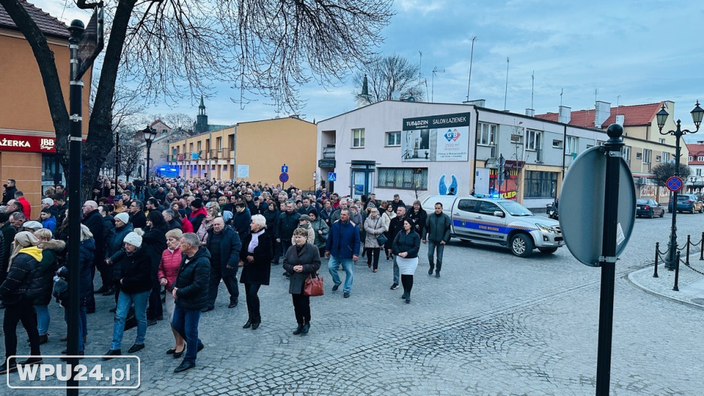 Droga Krzyżowa wiernych w Pułtusku