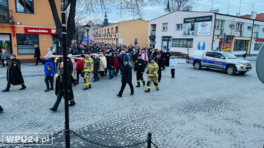 Droga Krzyżowa wiernych w Pułtusku