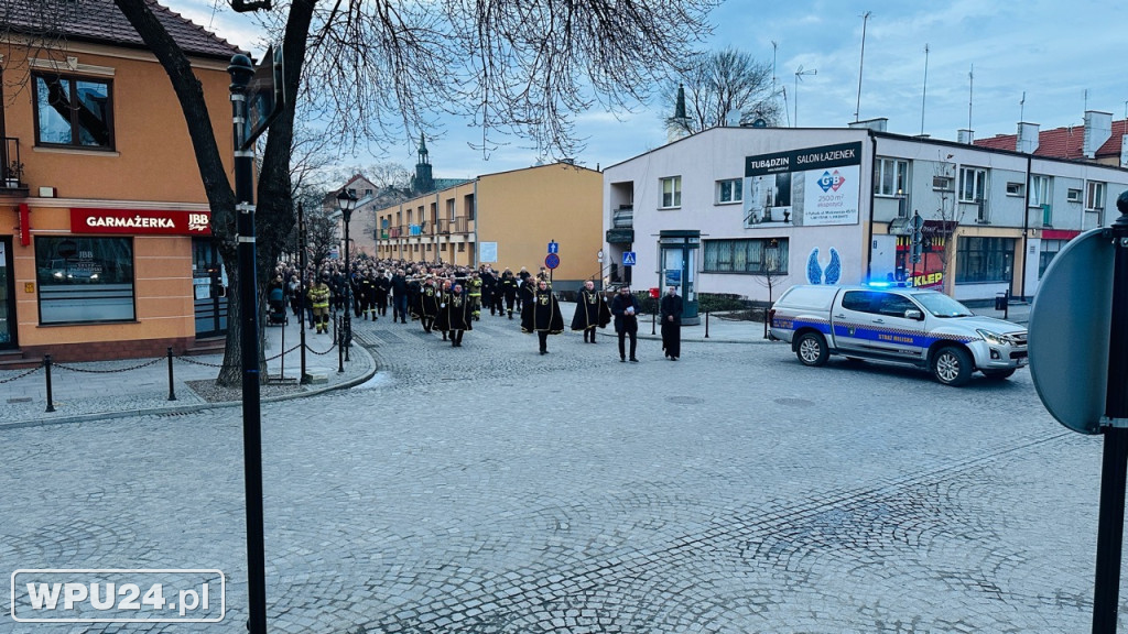 Droga Krzyżowa wiernych w Pułtusku