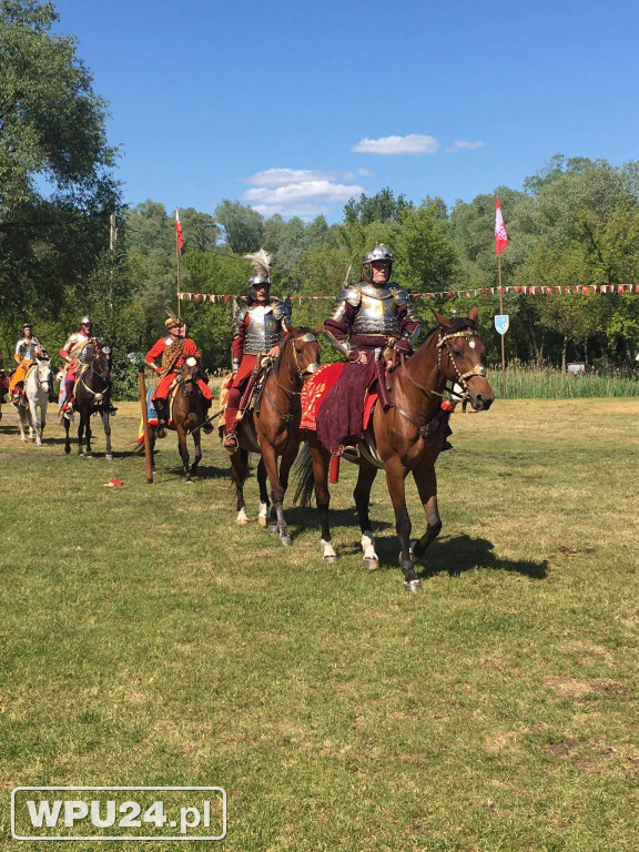 X Piknik z Husarią w Domu Polonii w Pułtusku