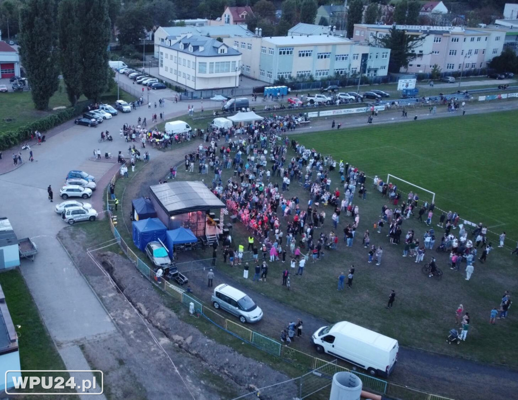 Disco polo na miejskim stadionie