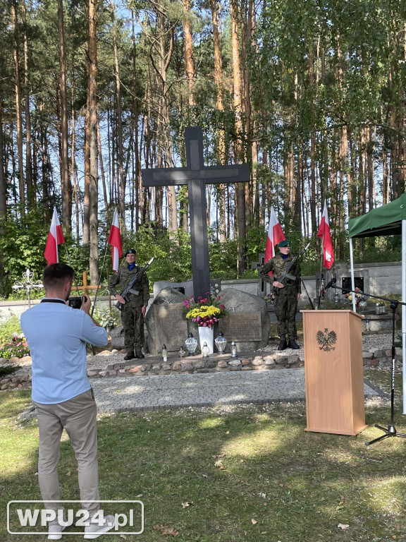 Patriotyczne wspomnienie w Zambskach Kościelnych