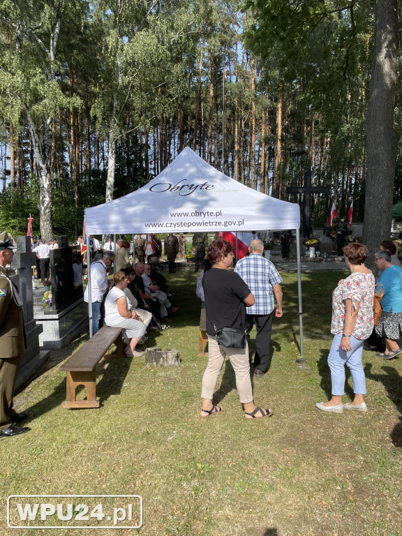 Patriotyczne wspomnienie w Zambskach Kościelnych