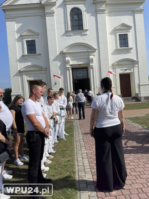 Patriotyczne wspomnienie w Zambskach Kościelnych
