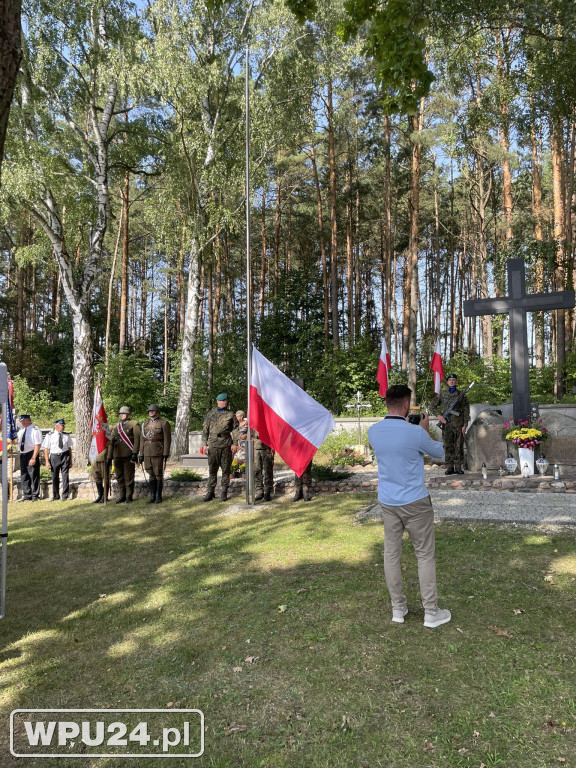 Patriotyczne wspomnienie w Zambskach Kościelnych