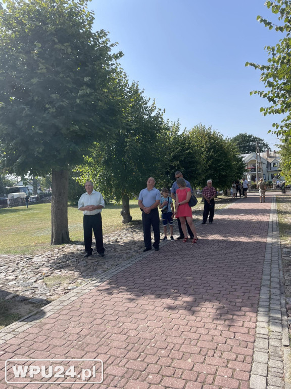 Patriotyczne wspomnienie w Zambskach Kościelnych