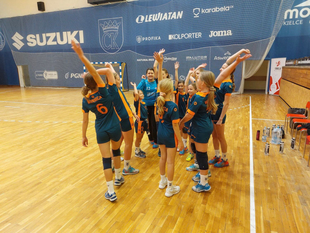 Turniej winniczanek w Kielcach