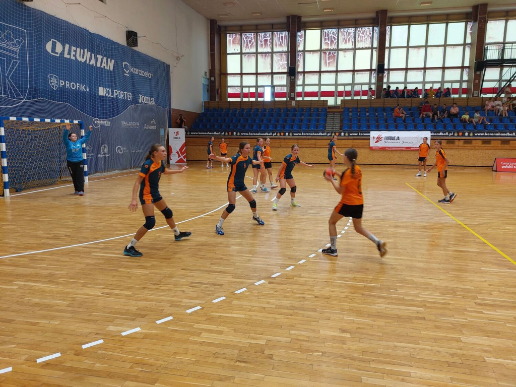 Turniej winniczanek w Kielcach