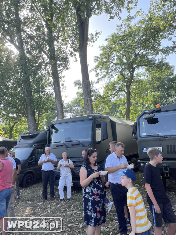 Patriotyczne wspomnienie w Zambskach Kościelnych