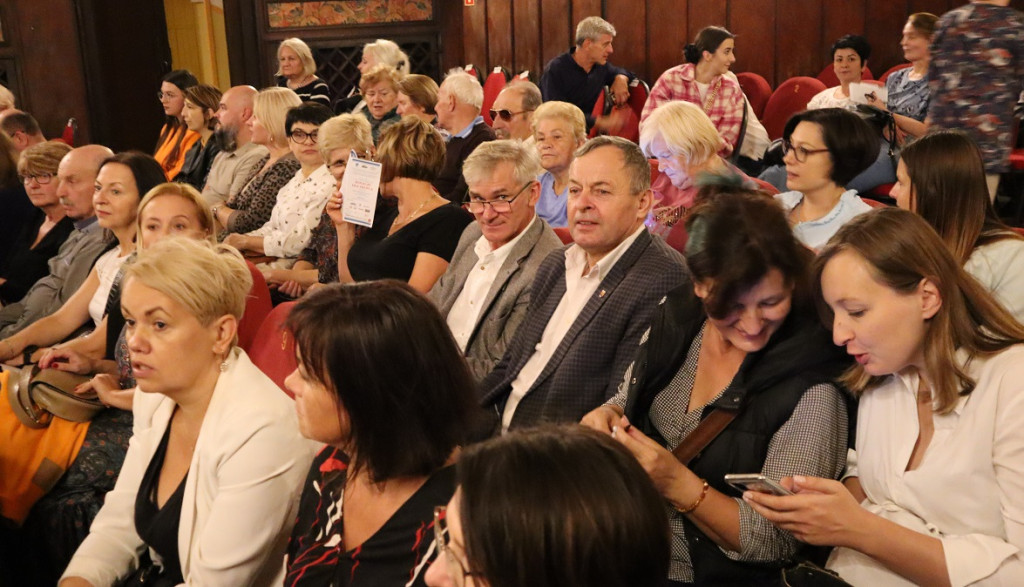 IX Tradycje Teatralne - „KOLACJA DLA GŁUPCA”