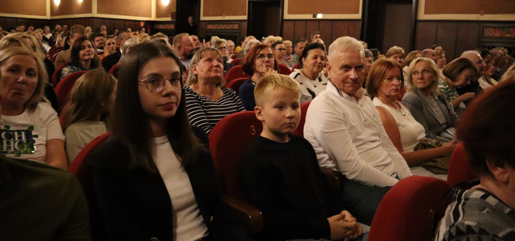 IX Tradycje Teatralne - „KOLACJA DLA GŁUPCA”