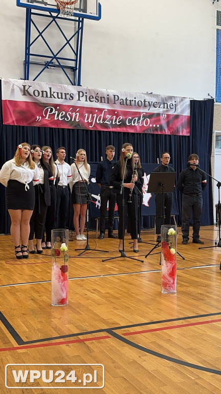 Konkurs: Pieśń ujdzie cało