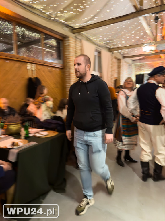 Ludowa potańcówka w Drwałach