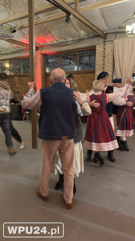 Ludowa potańcówka w Drwałach