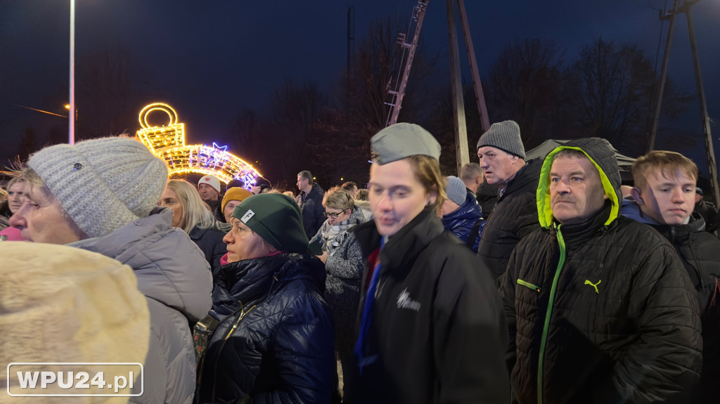 Gminny park świątecznie rozświetlony