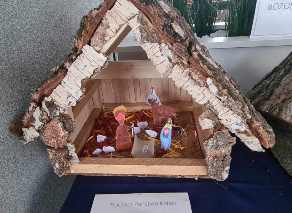 Pokazali szopki, zaśpiewali kolędy