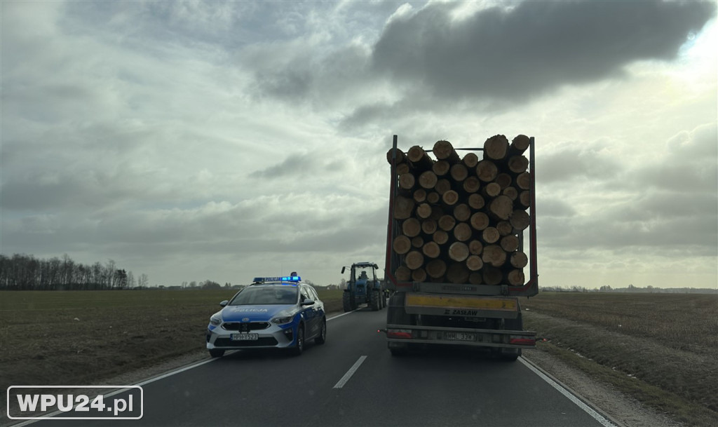 Zdarzenie drogowe pod Gołyminem