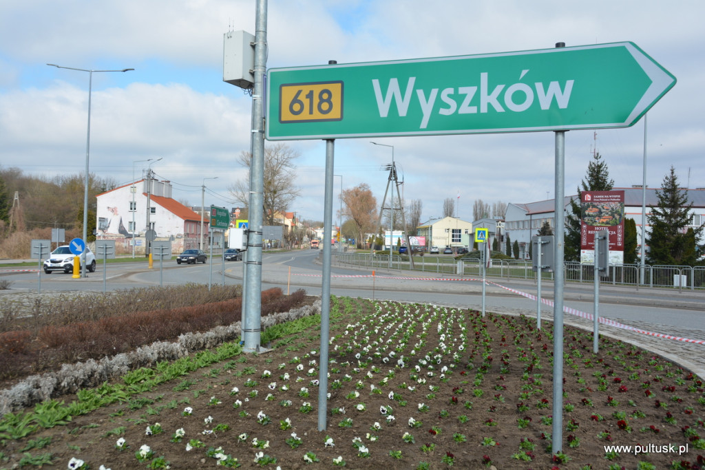 Pułtusk w kwiaty ubierają