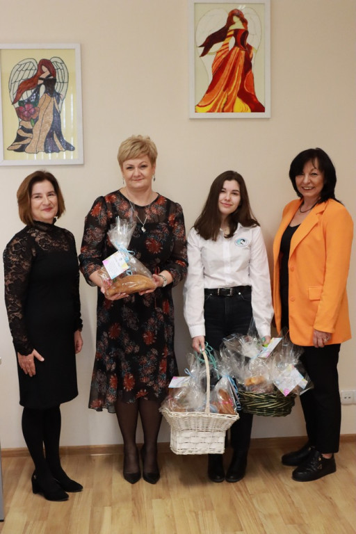 Wielkanocna niespodzianka od uczniów ZS B.Prusa