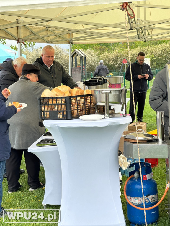Ostatnie festyny kontrkandydatów