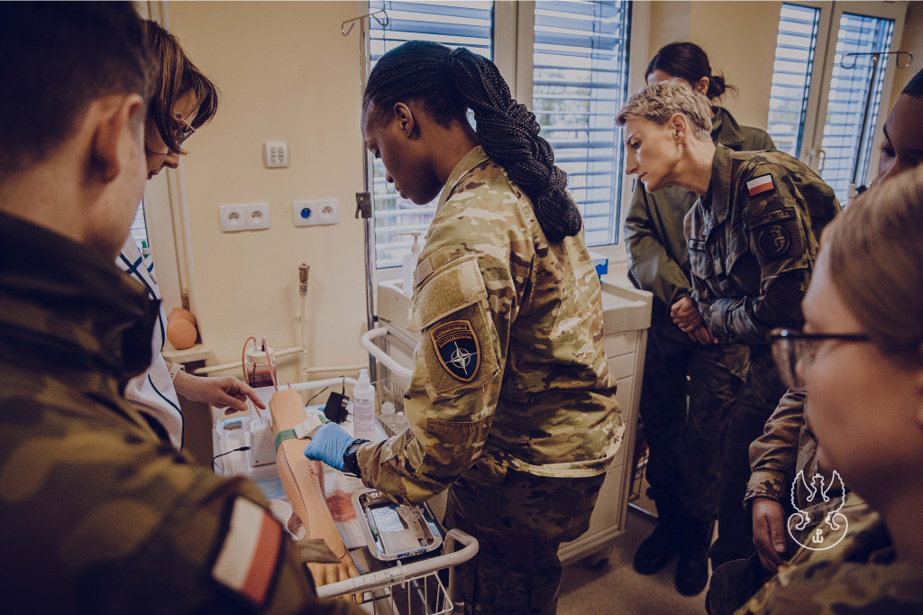 Projekt Women of  NATO