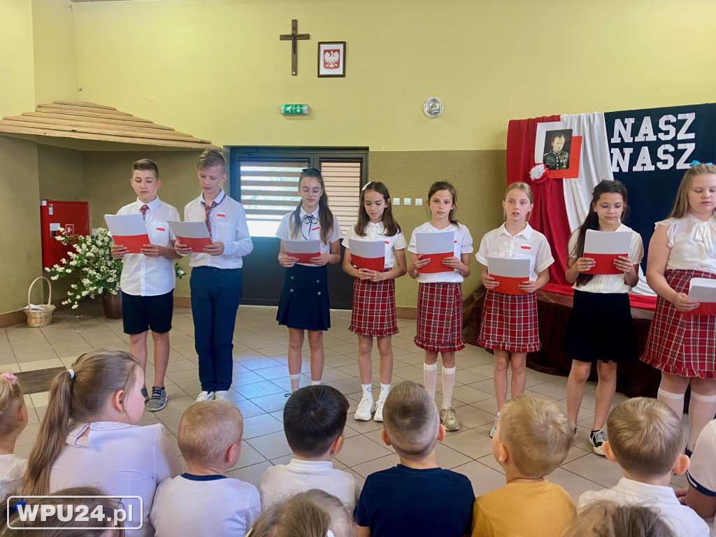 Szkolne święto w Przemiarowie