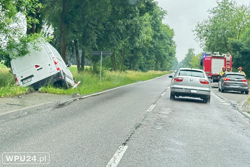 Zdarzenie drogowe w Płocochowie