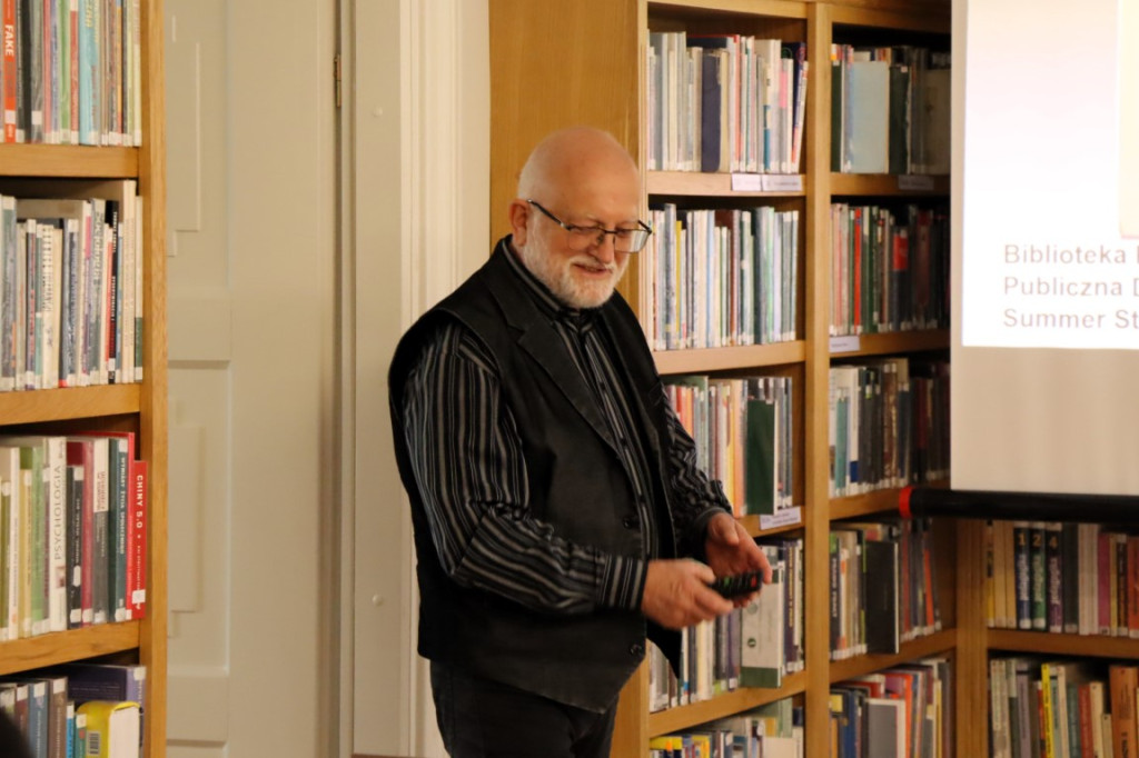 Z okazji Dnia Bibliotekarza i Bibliotek