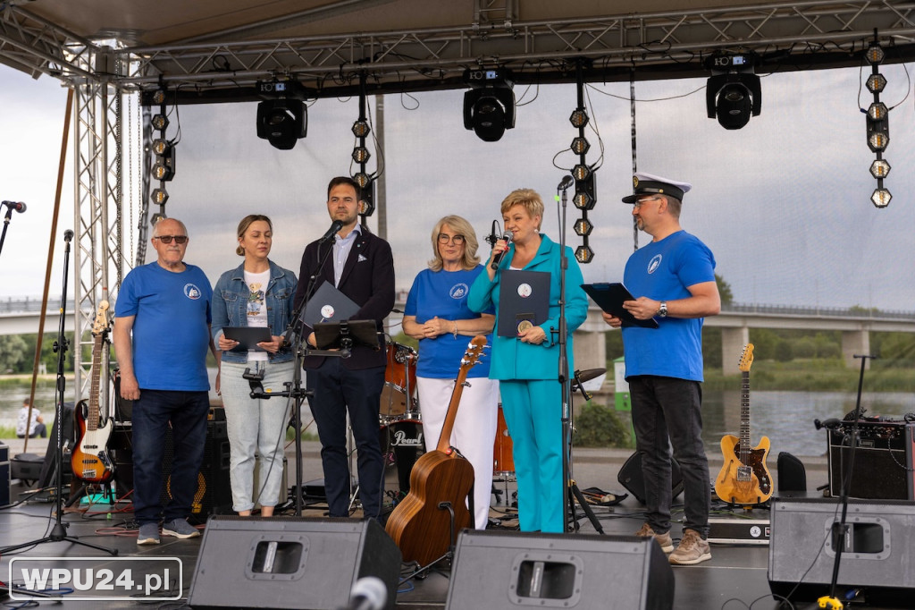 Rozśpiewana Zatoka Niny 2025