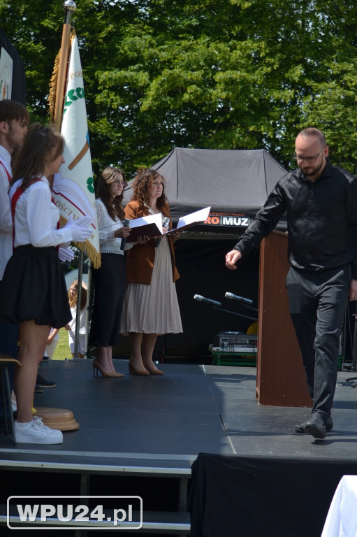 Publiczna szkoła w Skaszewie z wyjątkowym patronem