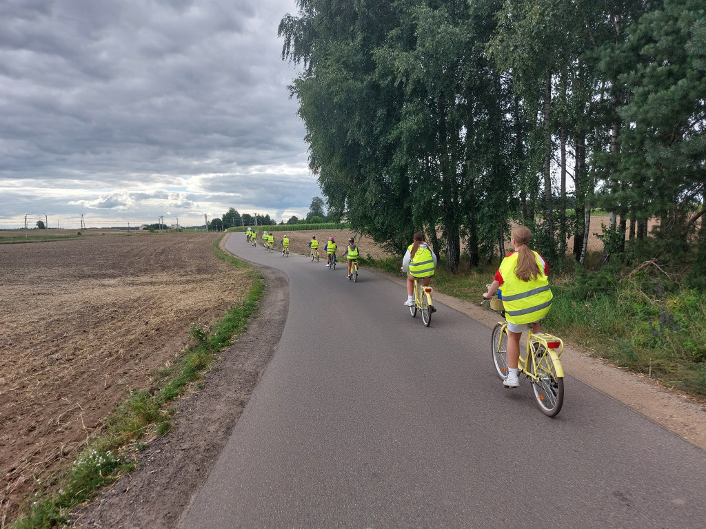 Wakacyjne treningi dziewcząt z Winnicy