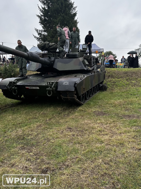 Abrams, drony i karate w Zambskach!