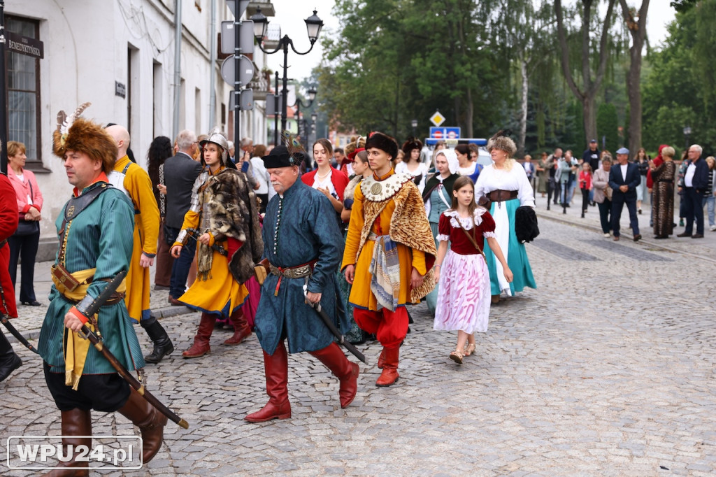 Dzień II Pikniku z Husarią