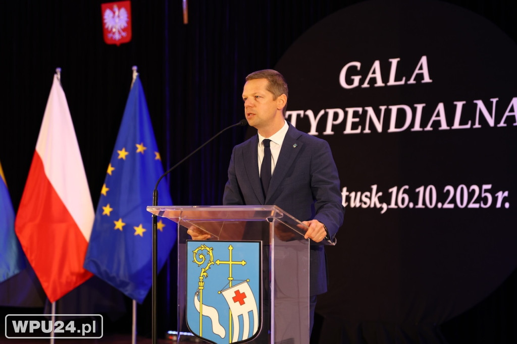 Burmistrz wręczyła 136 stypendiów!