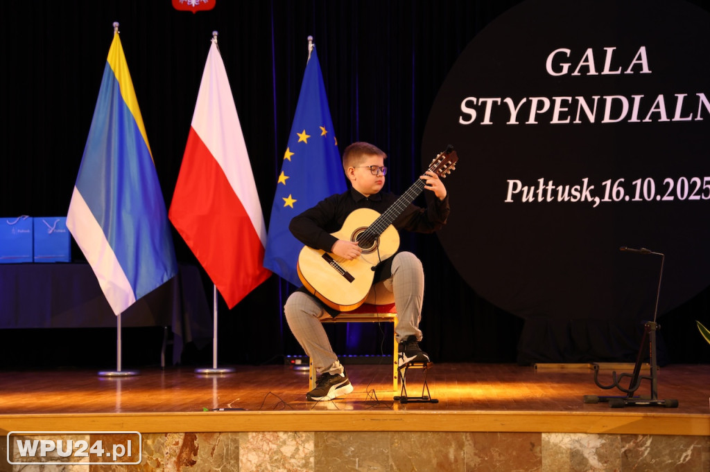 Burmistrz wręczyła 136 stypendiów!