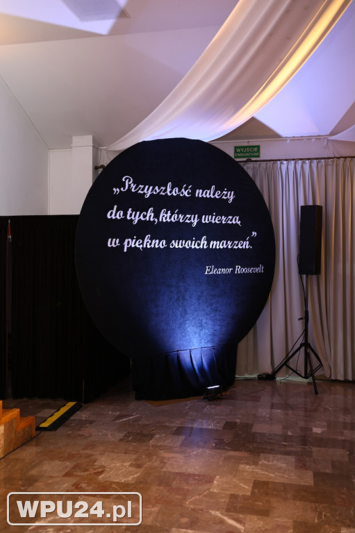 Burmistrz wręczyła 136 stypendiów!