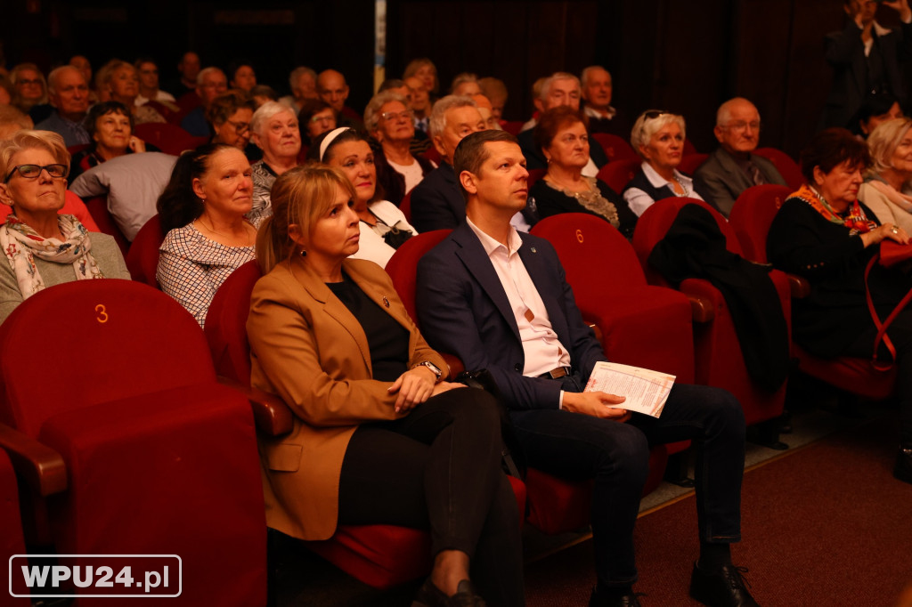 Pułtuscy seniorzy w rytmie kultury