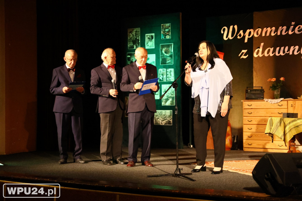 Pułtuscy seniorzy w rytmie kultury